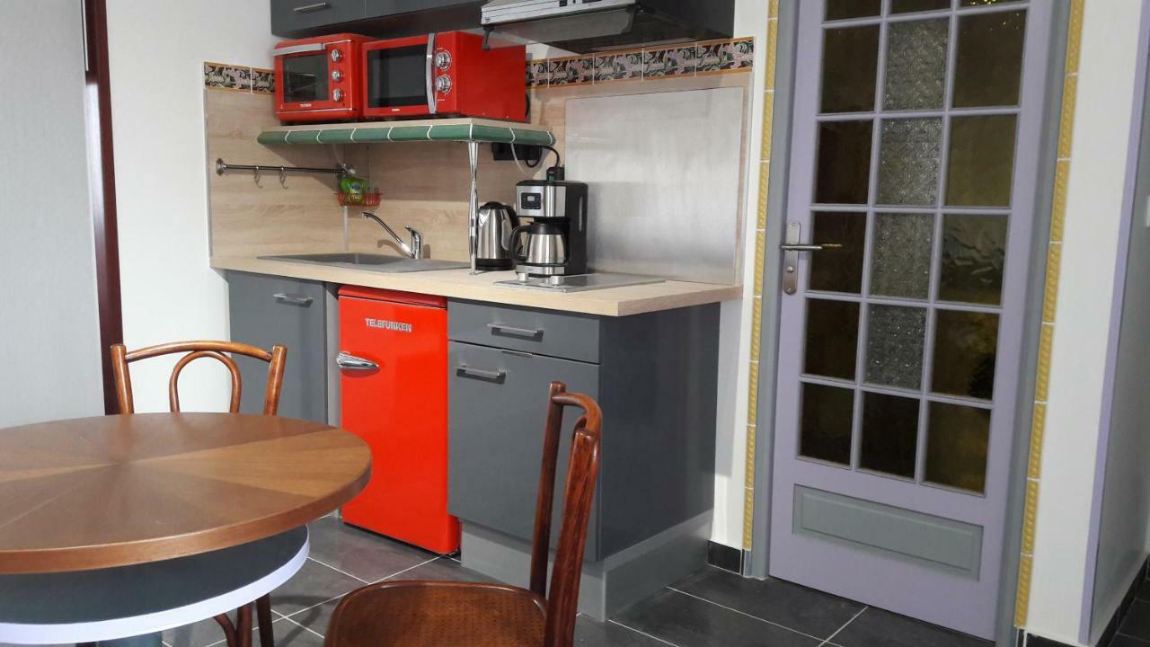 Etap-Apparts De Pézenas Exteriör bild
